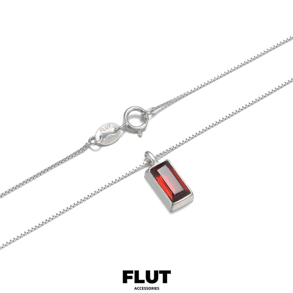 FLUT Square Garnet Pendant Necklace in 925 Sterling Silver 19P